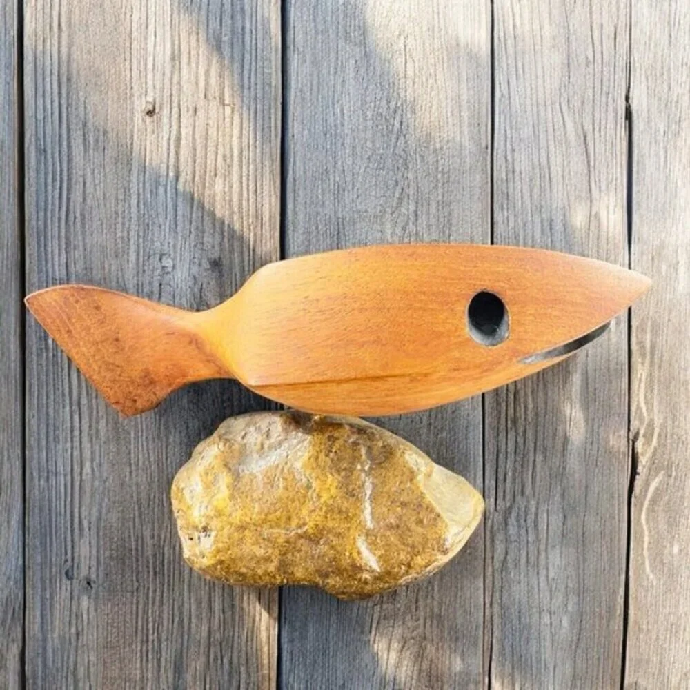 Vintage Hand‎ Carved Decorative Beach Fish Shorebird Hand Made Wood On Stone VTG